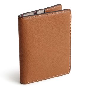 Passport Cover Roasted Pecan in Leather