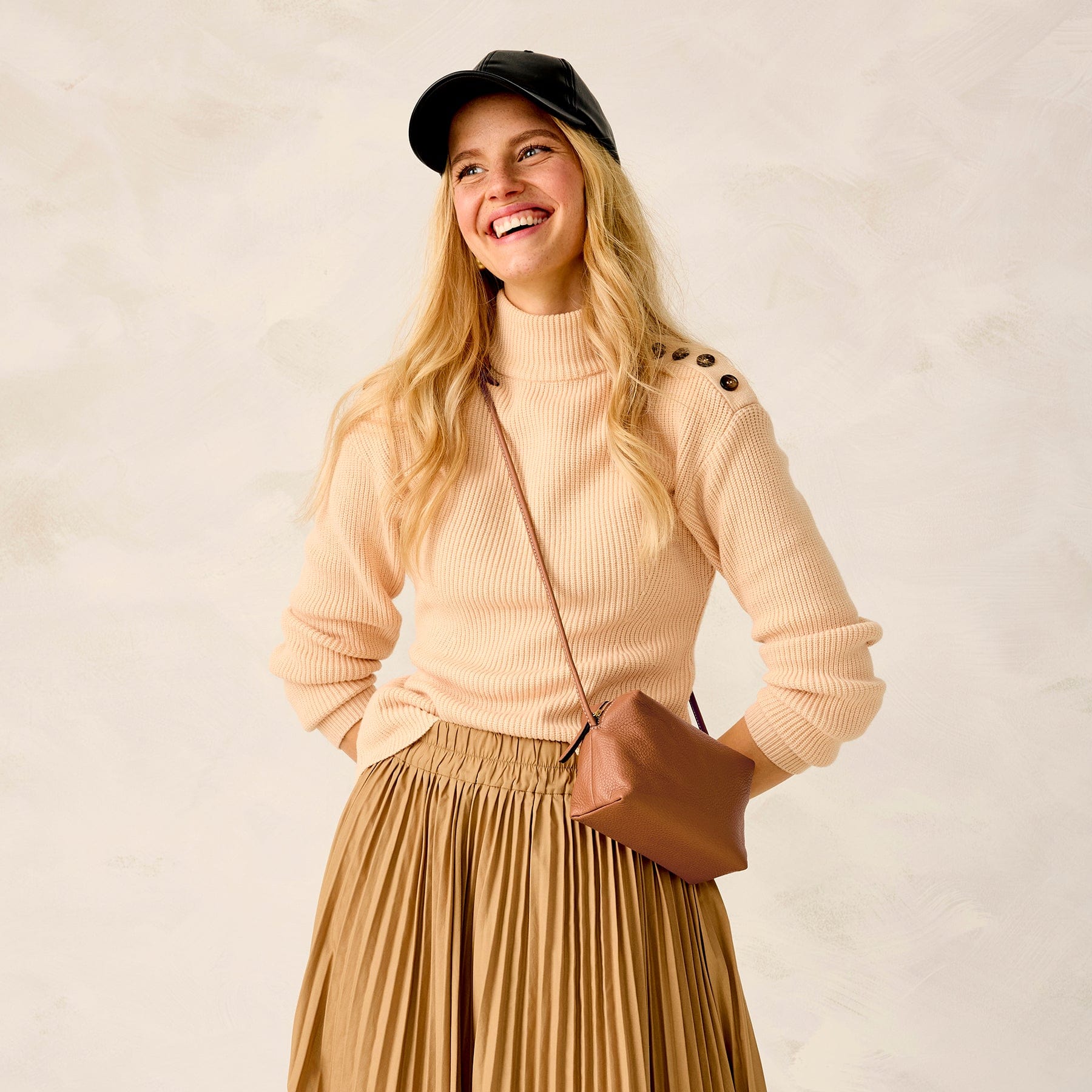 Blake Crossbody Roasted Pecan in Leather - Image 2
