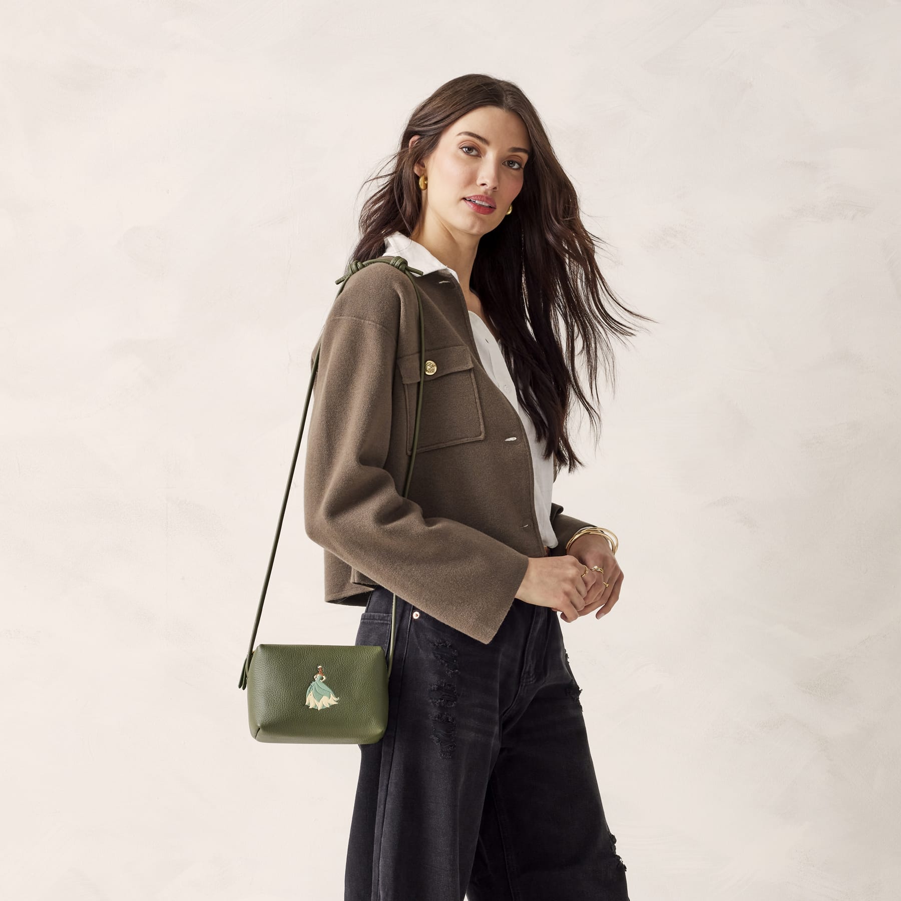 Disney Blake Crossbody Tiana on bronze green in Leather - Image 3