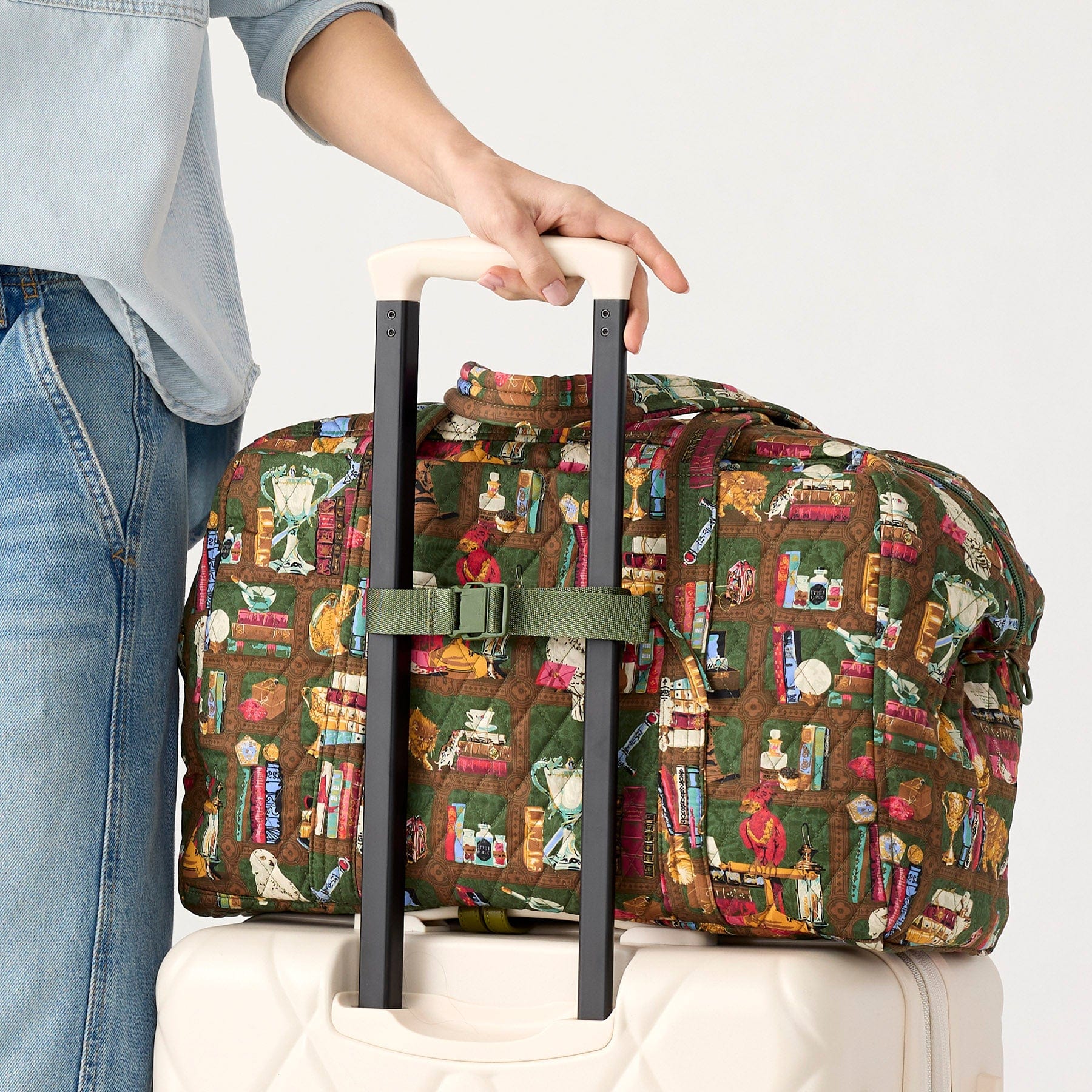 Harry Potter? Miramar Weekender Hogwarts library in Premium cotton - Image 3
