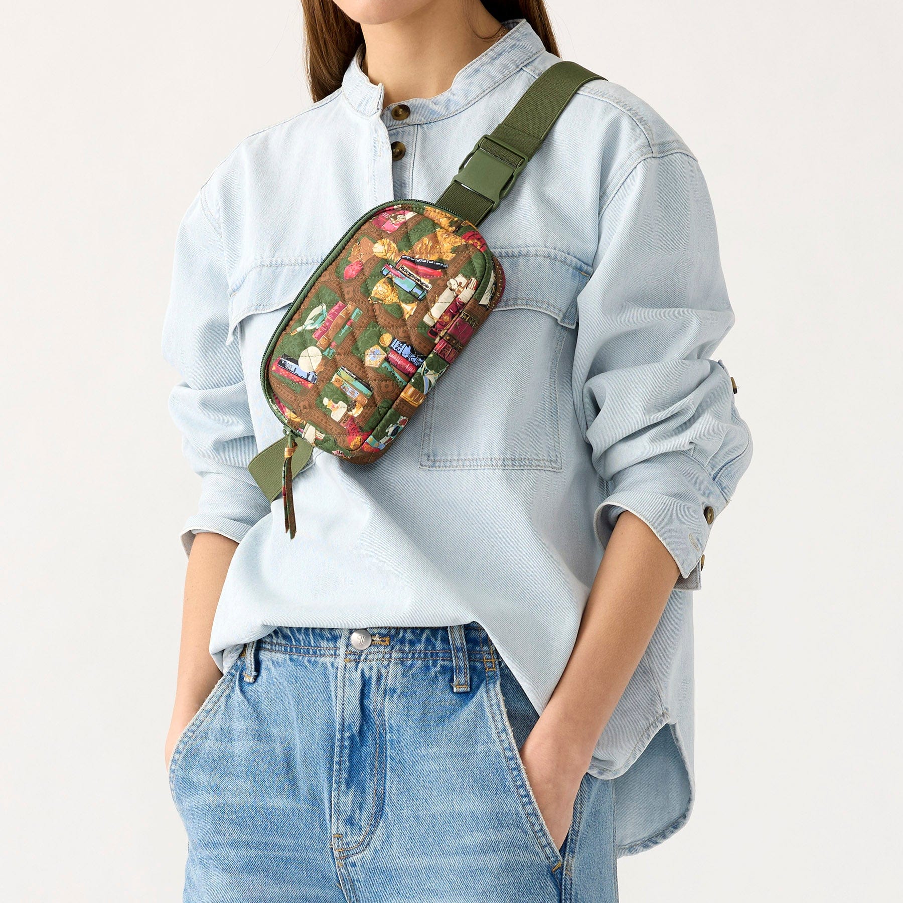 Harry Potter? Woodward Small Belt Bag Hogwarts library in Premium cotton - Image 2