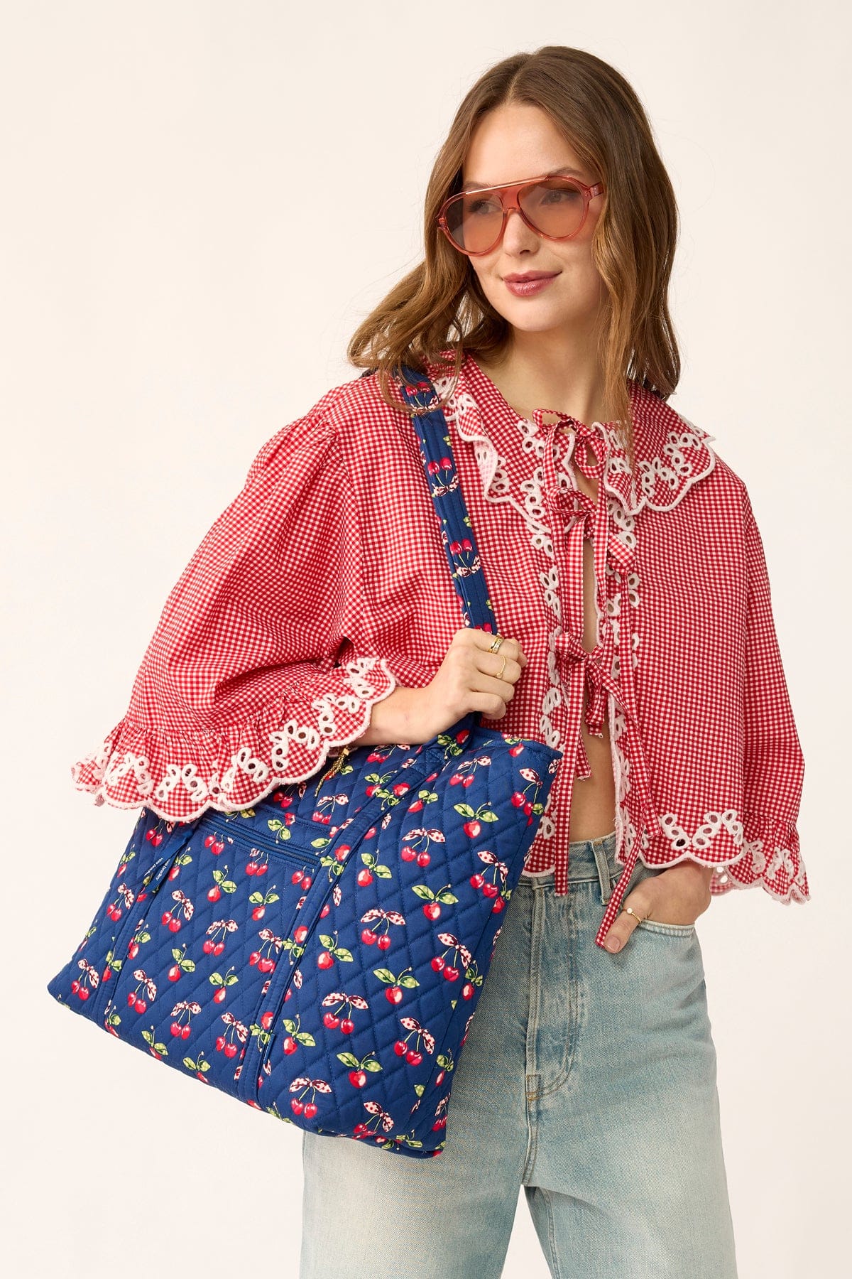 Original Vera Tote Cherry picking in Premium cotton - Image 2