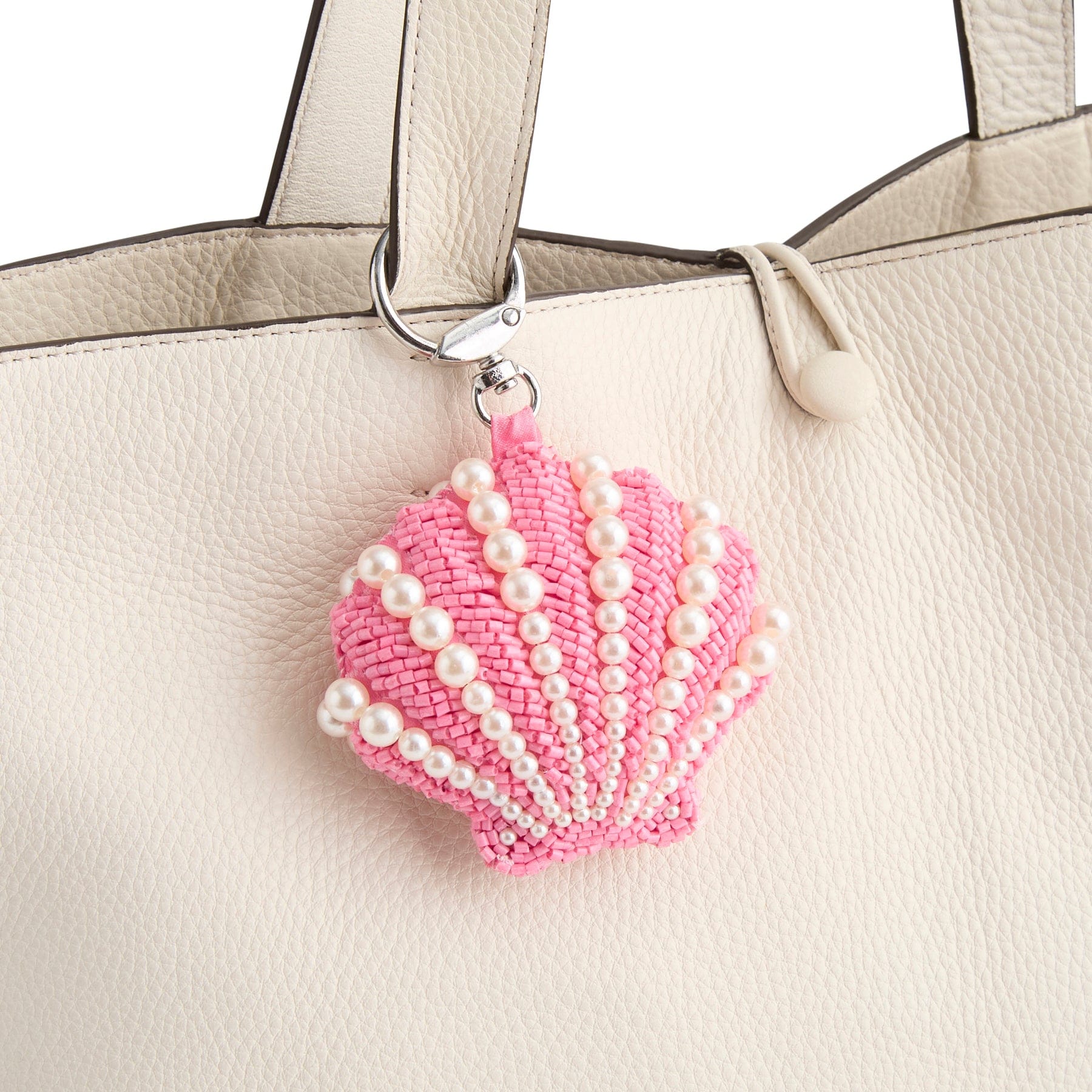 Beaded Shell Bag Charm Cottage shells in Beaded - Image 2