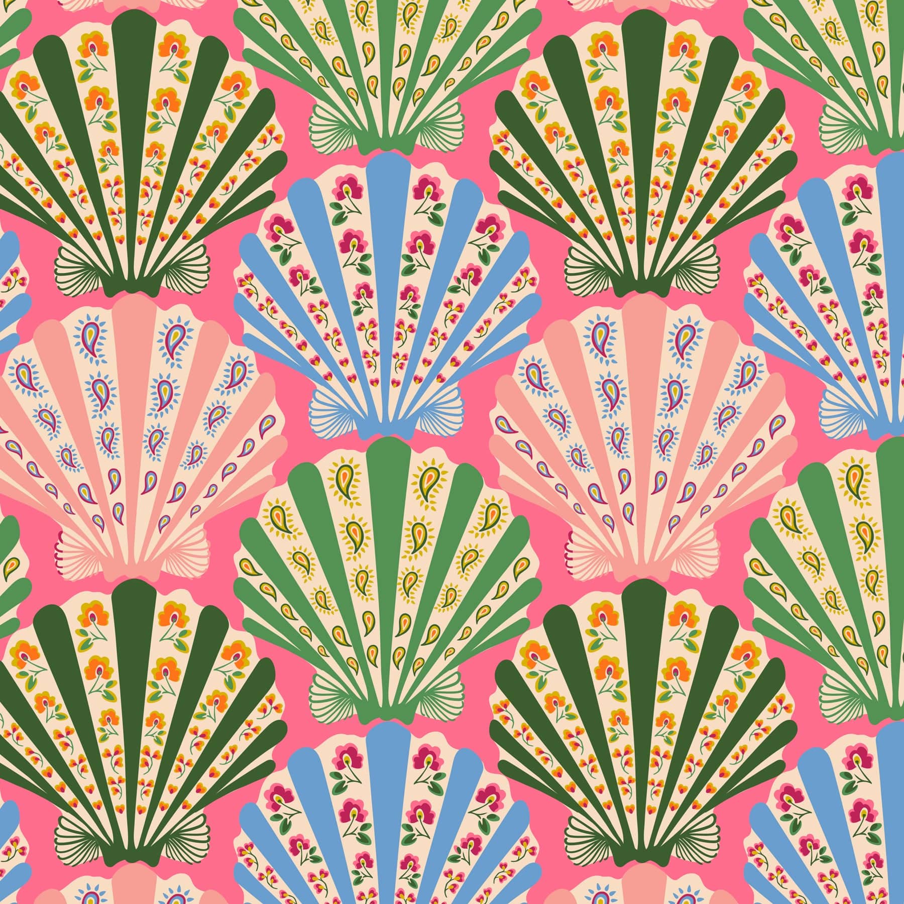 Beaded Shell Bag Charm Cottage shells in Beaded - Image 3